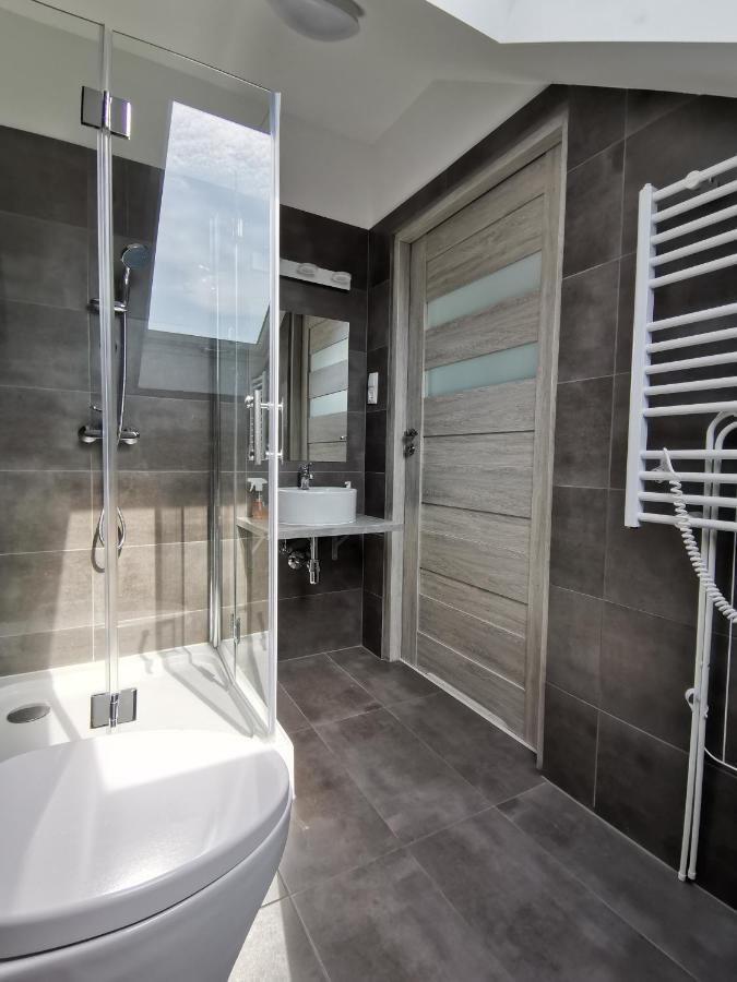 מיצ'יצ'ניו Apartamenty Portowy מראה חיצוני תמונה