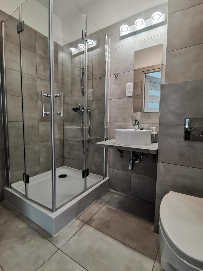מיצ'יצ'ניו Apartamenty Portowy מראה חיצוני תמונה