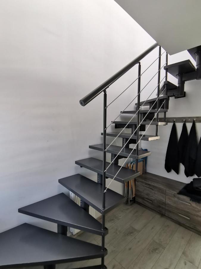 מיצ'יצ'ניו Apartamenty Portowy מראה חיצוני תמונה